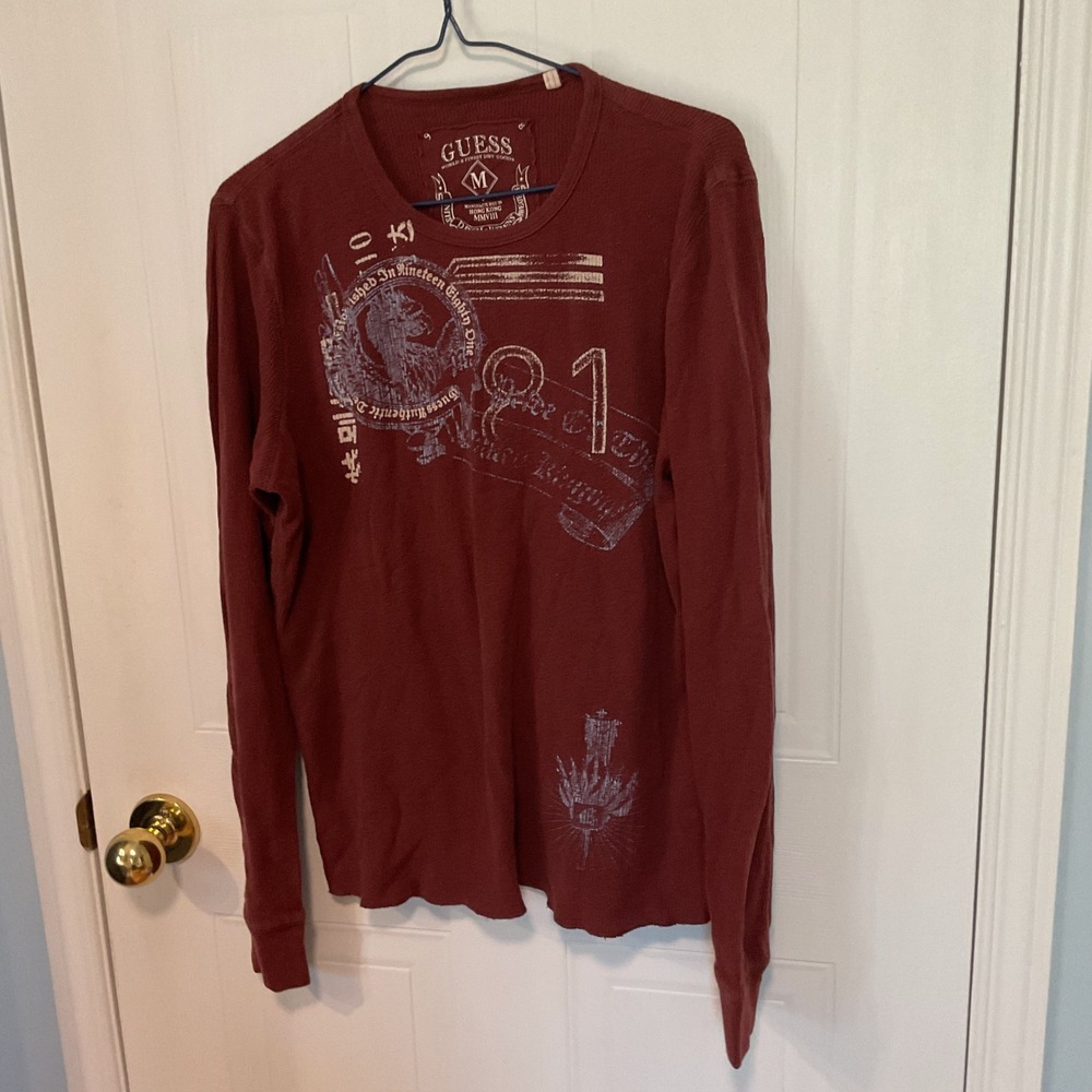 Guess Thermal Shirt Mens Medium Burgundy Excellent Graphic Long Sleeve Waffle